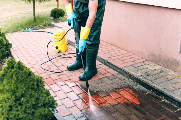 Pressure Washing Brick in Clyde Hill, WA